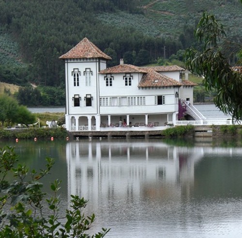 Edificio la Enciena