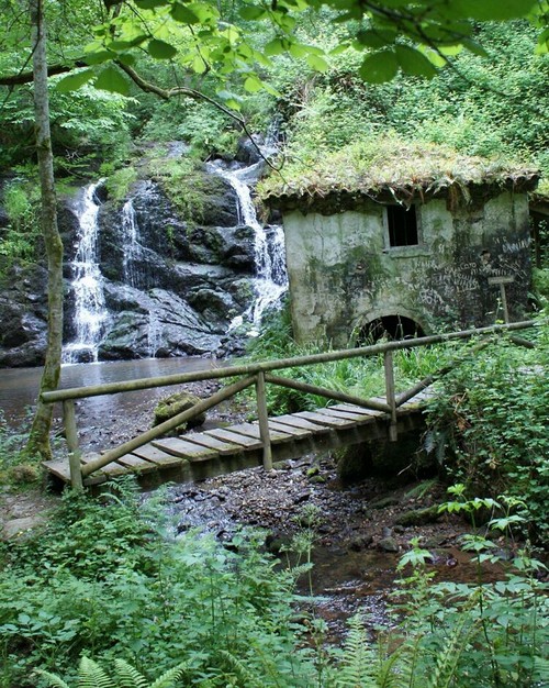 Cascada y molín de la Ruta de los molinos